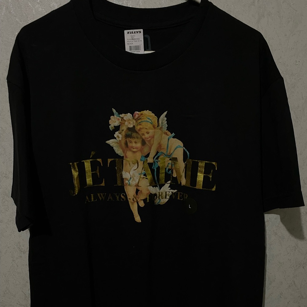 Tillys tee
